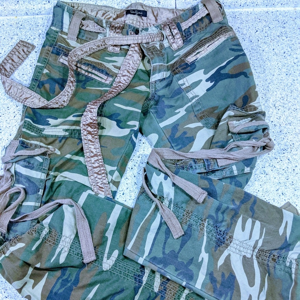 Boho Free People camo cargo pants